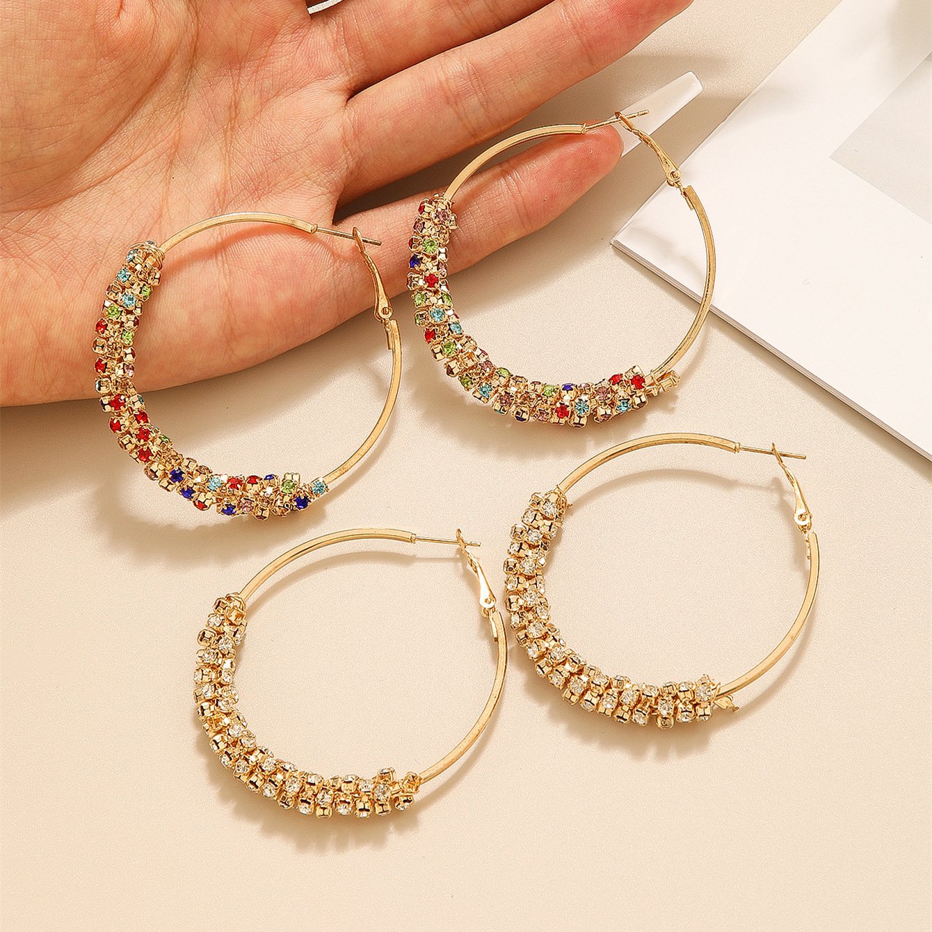 00fc2142-208b-4f90-b2af-2b4c70b0169b.jpg Fashion Design New Color Retro Big Ear Ring