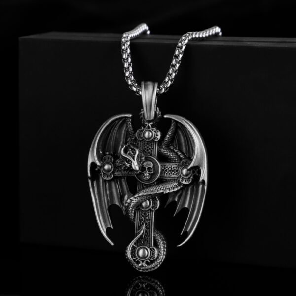 06dc4c22-3f23-4b05-af3f-a707c91adc85.jpg Men's Stainless Steel Retro Pendant Sweater Chain