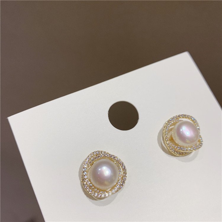 925 Silver Needle Retro Simple Pearl Earrings