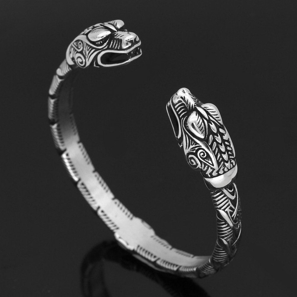1725019182795460608.jpg Nordic Vikings Rune Aoding Warrior Crow Titanium Steel Bracelet