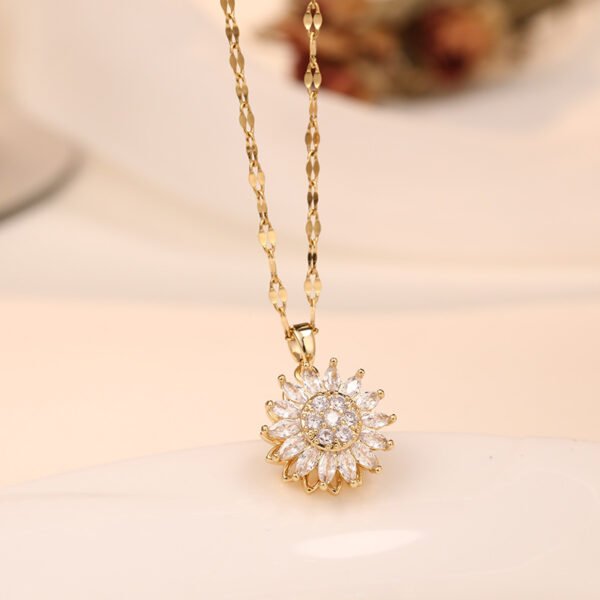 1a961638-0865-4121-afac-63e91d566a94.jpg Double-layer Rotatable Sunflower Necklace Jewelry