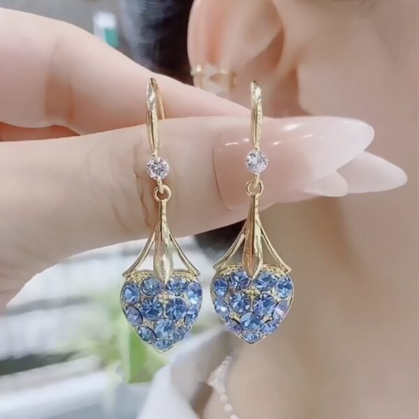 5137d217-c3d5-47a2-b626-a48daafe2cbf-2.jpg Super Sparkling Blue Full Diamond Heart Earrings