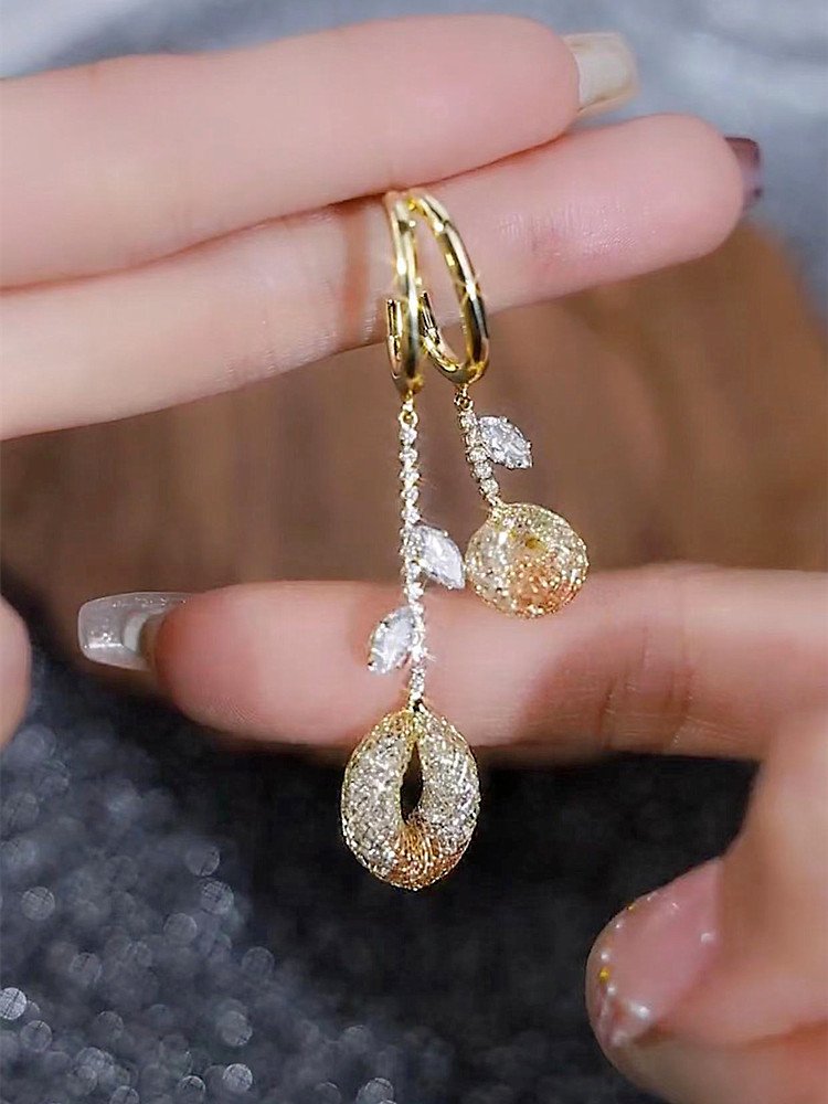 Temperament Socialite Hollow Fringe Earring Girl