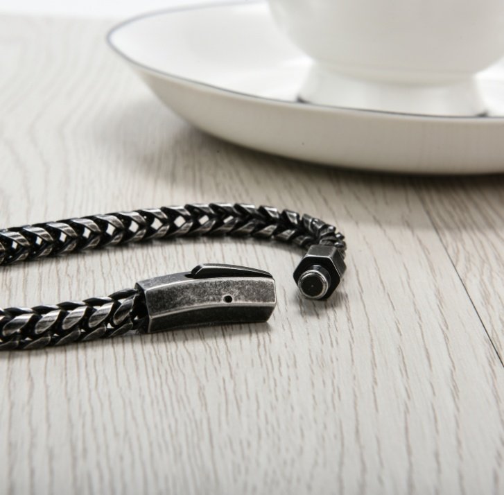 786535206844.jpg 316L Stainless Steel Four-sided Grinding Chain Bracelet