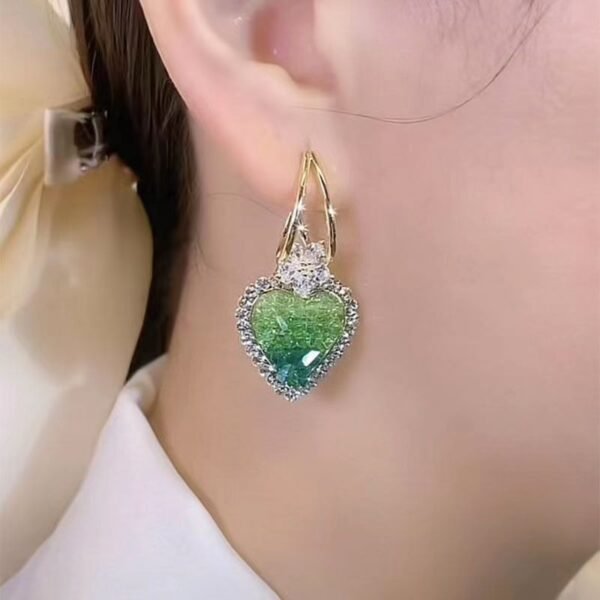 82d6bbf7-3749-47d7-864d-27a11f4209f6-1.jpg Green Crystal Love Heart Earrings New Trendy Temperamental Minority High Sense Female