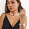 Entry Lux Short Artificial Pearl Necklace