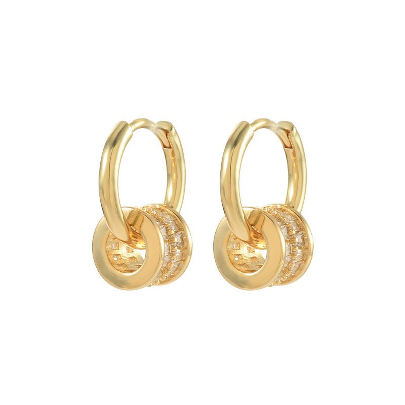 9e14f205-0506-4101-a5ec-f2851db80c6e.jpg Simple Commute Oval Hollow Ear Clip Women