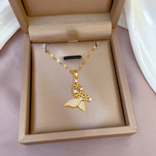 O1CN015h4pNK2J3gJEJL2Wj_2206683529366-0-cib.jpg Women's Zircon Cute Butterfly Luxury Necklace