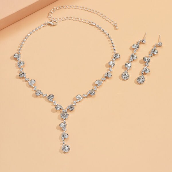 O1CN018rTv4T1ynqOXvlSOW_1988846624-0-cib.jpg Fashion Crystal Necklace Ear Stud Bracelet Jewelry Accessories