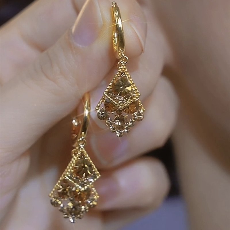 O1CN01DyBIcs2EDh7HG4W8J_2217602658711-0-cib.jpg Maillard Brown Zircon Crystal Rhombus Earrings