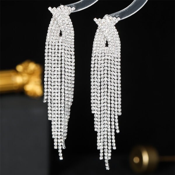 O1CN01LTzwJa1uZrpM2ud6Y_2209808136052-0-cib.jpg Luxury Sparkling Full Rhinestone Long Fringe Earrings