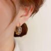 Light Luxury Unique Elegance Retro Opal Circle Ear Clip