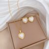 Light Luxury Fully Jeweled Loving Heart Mermaid Graceful Personality Banquet Earrings