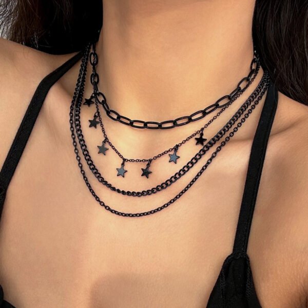 O1CN01gzrAKC1DbDdwAQHSW_3484130234-0-cib.jpg Simple Curved Moon Tassel Necklace For Women