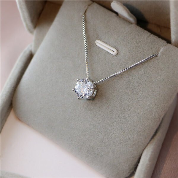 Zircon Six-claw Necklace Clavicle Chain Female