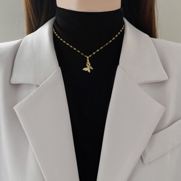 O1CN01z0qYu52J3gaaxXiwd_2206683529366-0-cib.jpg Women's Zircon Cute Butterfly Luxury Necklace