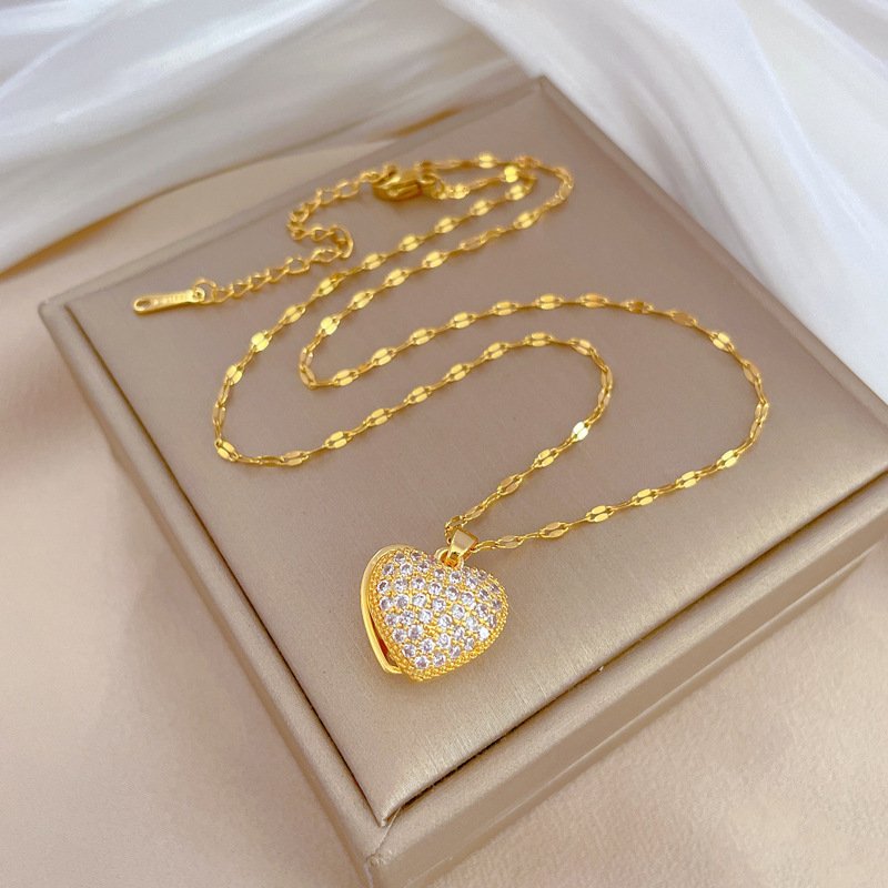 a59762f2-16ff-4847-b79e-f8c29f72c37f.jpg Xiaohongshu New Loving Heart Zircon Necklace For Women