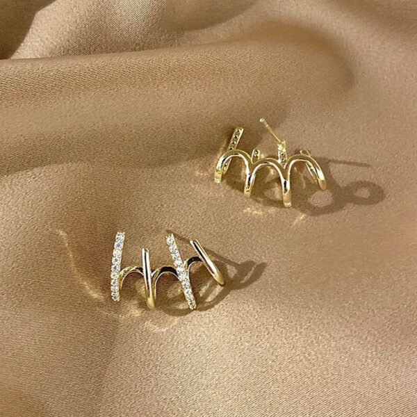 d7f98cdb-f740-43a7-8671-afa7648872c0.jpg S925 Silver Needle Four-prong Zircon Inlaid Earrings