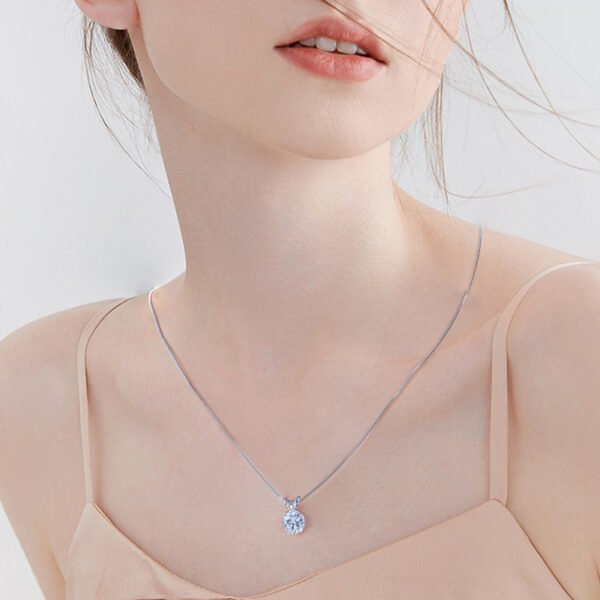 d9b203b7-ef16-4be3-bd4b-ec0d615f0d3e-1.jpg Women's Stylish Simple And Versatile Pendant Necklace