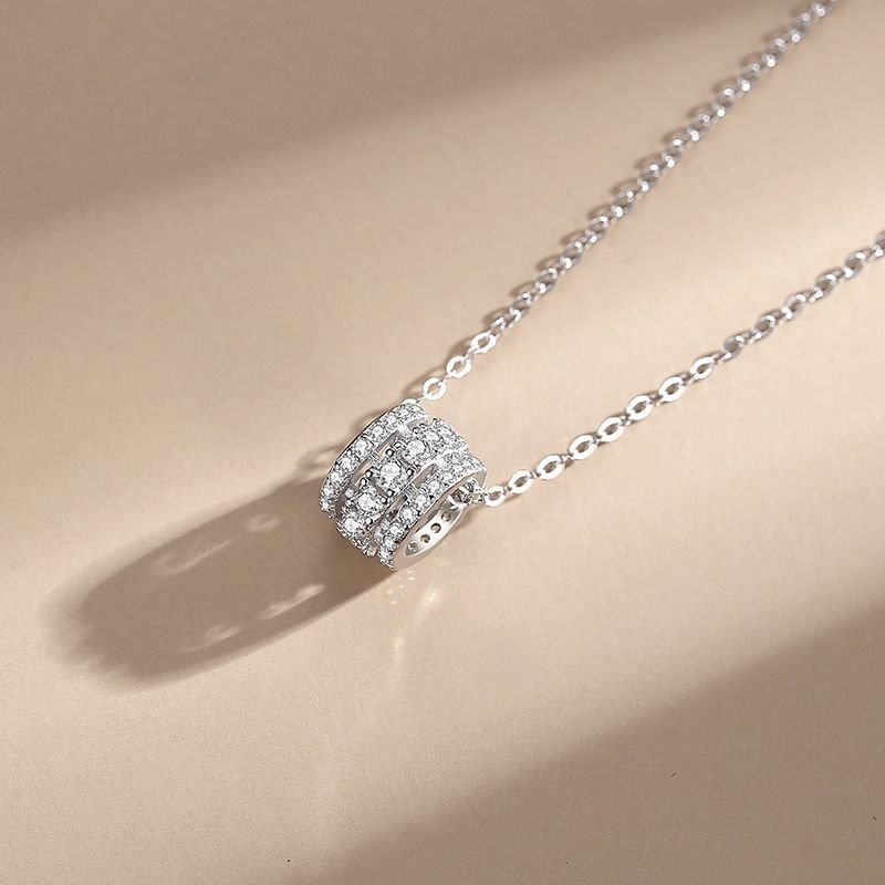 dcf8715e-718e-43e5-adb2-5c274ddec556.jpg Fashion Micro Diamond Pendant Clavicle Chain