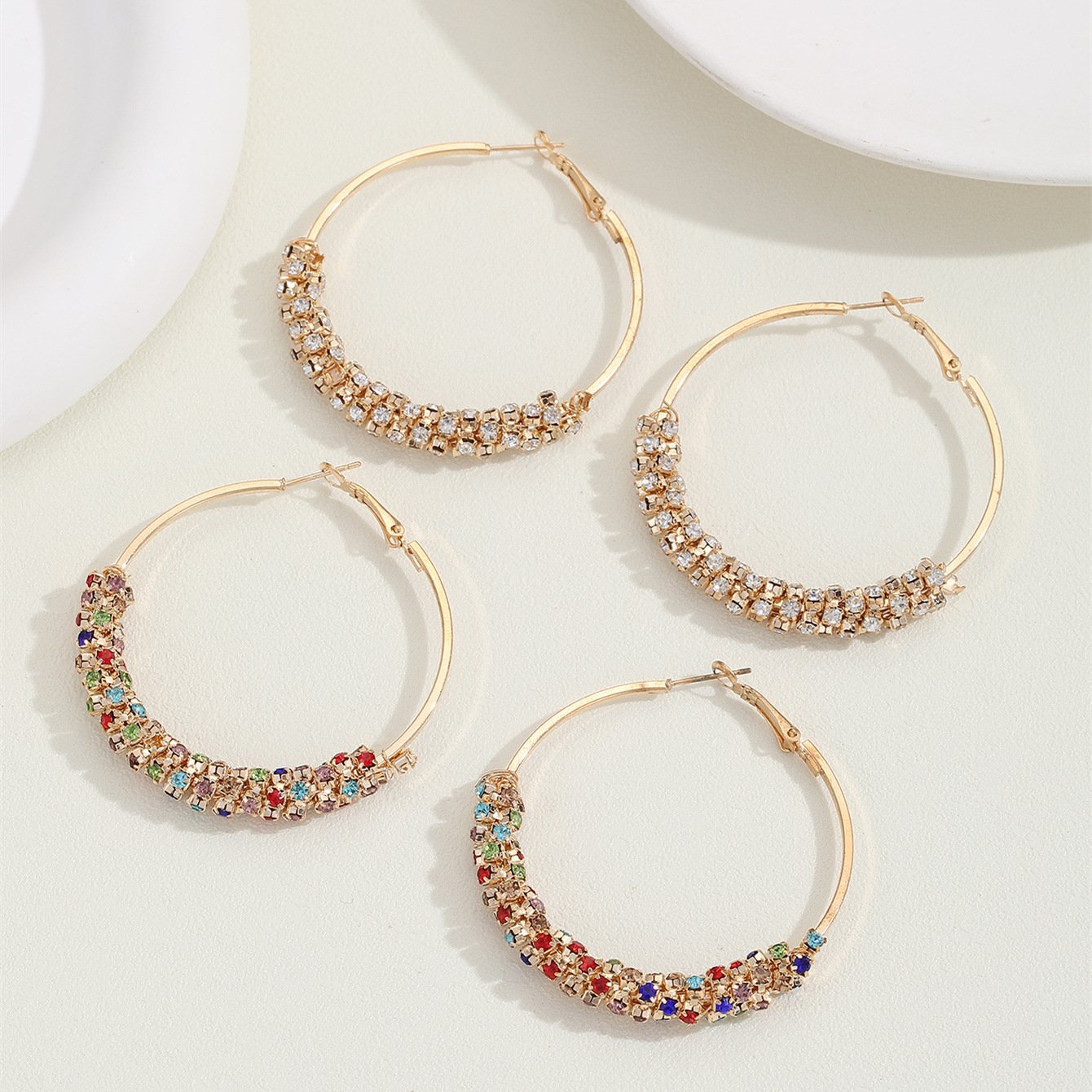 dd4bf8d3-fe7e-46d5-a95c-ad2d35b9fa87.jpg Fashion Design New Color Retro Big Ear Ring
