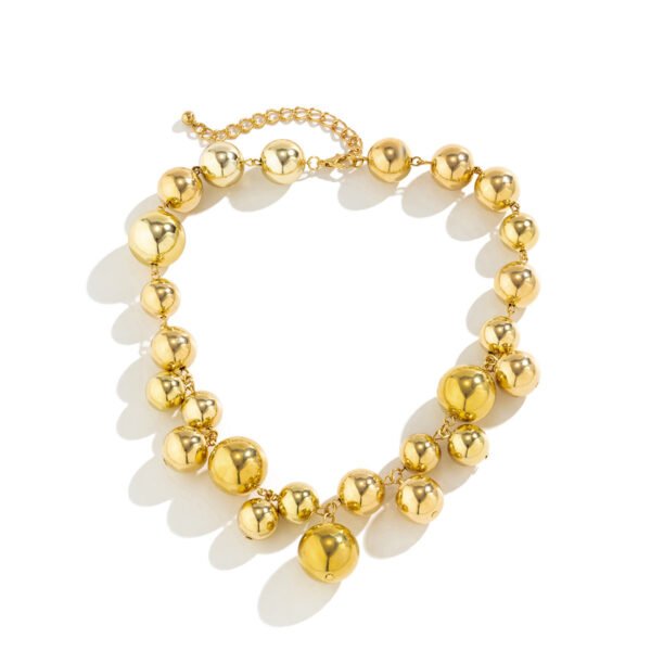 Exaggerated Large Beads Short Collar Women