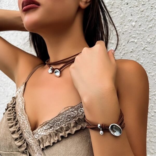 Fashion necklace double-layer winding necklace retro simple clavicle chain high-end